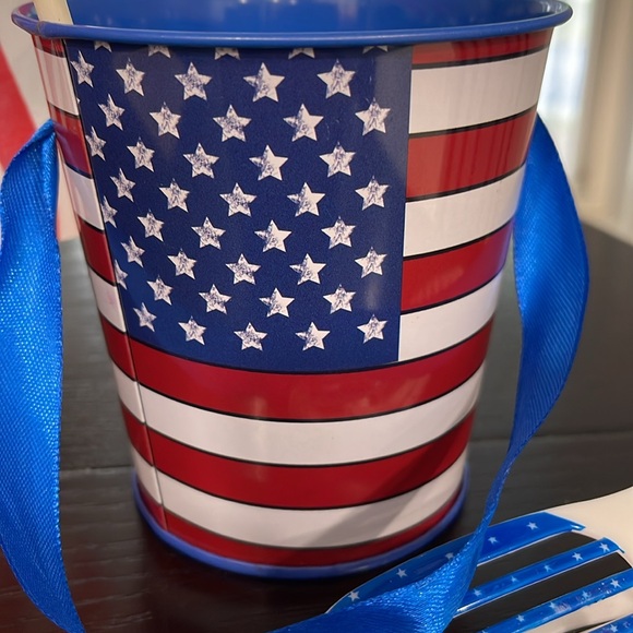 AMERICAN FLAG USA PATRIOTIC METAL TIN BUCKET NOVELTY GLASSES TOY 4TH OF JULY - Picture 3 of 11